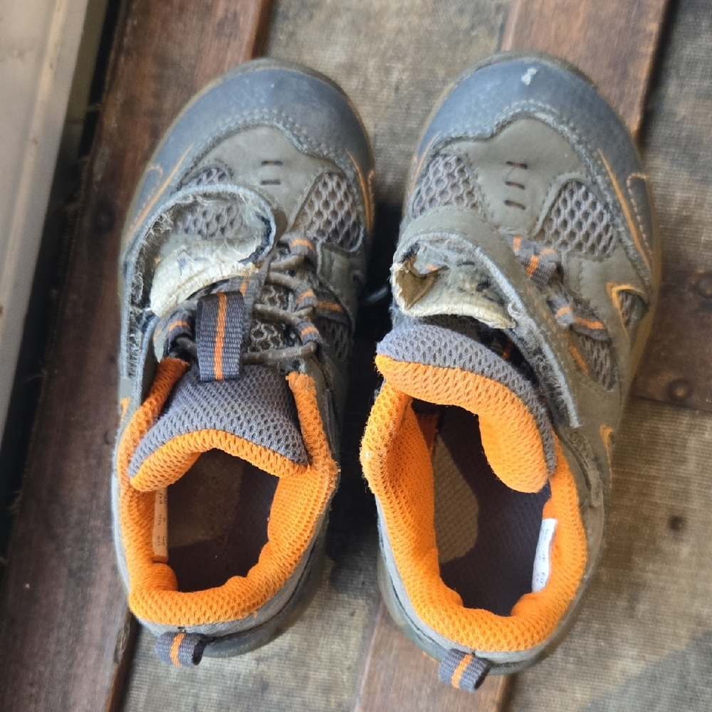 Merrell Toddler Gray and Orange Sneakers